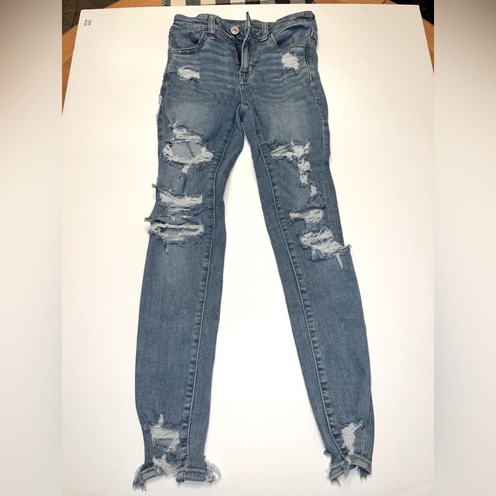 American Eagle Hi-Rise Distressed Jeggings Next Level Stretch sz 2